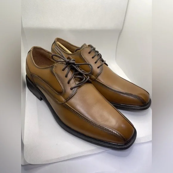 G. H. bass mens Boys shoes/ Gordon -Tan /9 M/ Best For Dressing Up/Leather